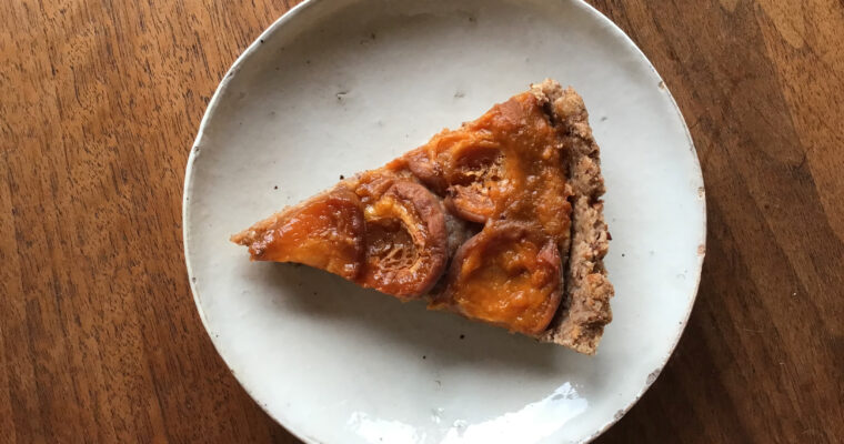 Vegan Apricot Tart (Tarte aux Abricots)—with only 3 tsp of coconut sugar and so delicious!